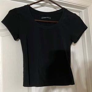 abercrombie & fitch black crop top with scoop neck